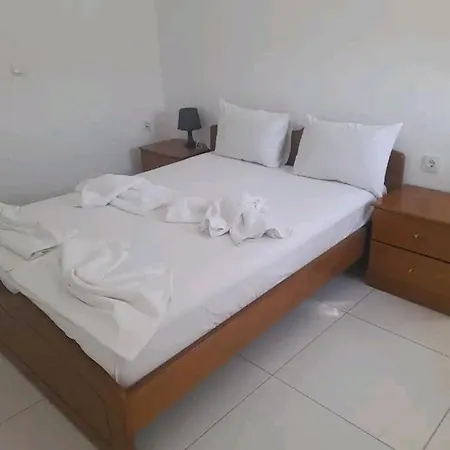 Elvi 4 * Rachoni (Thasos)
